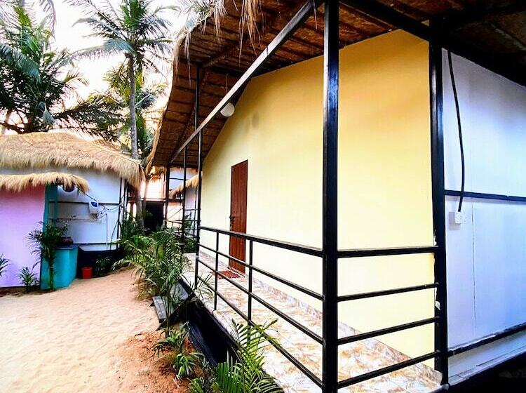 Hotel A3 Beach Resort