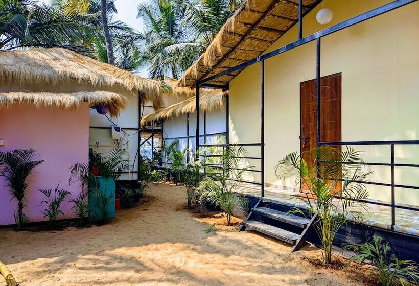 Hotel A3 Beach Resort