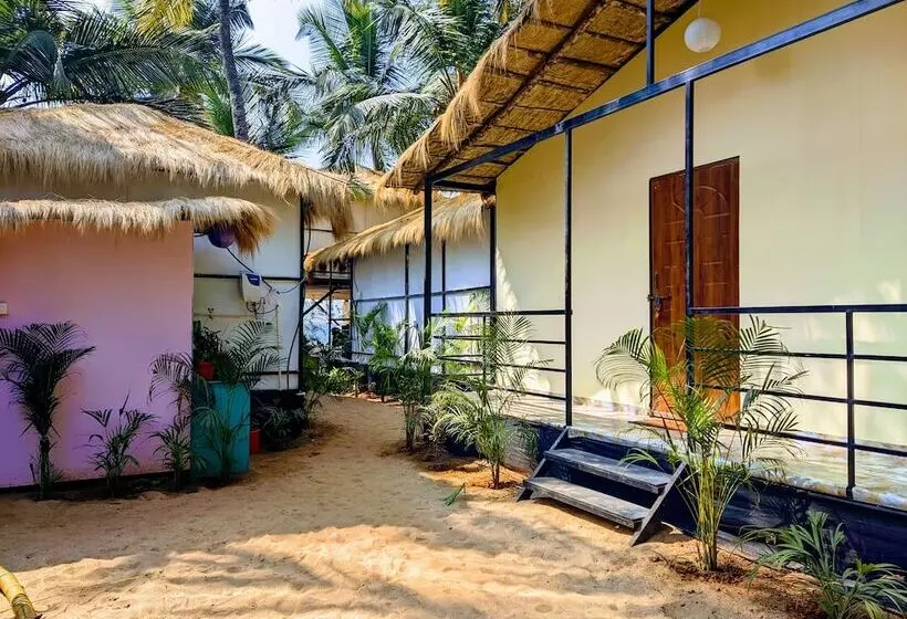 Hotelli A3 Beach Resort