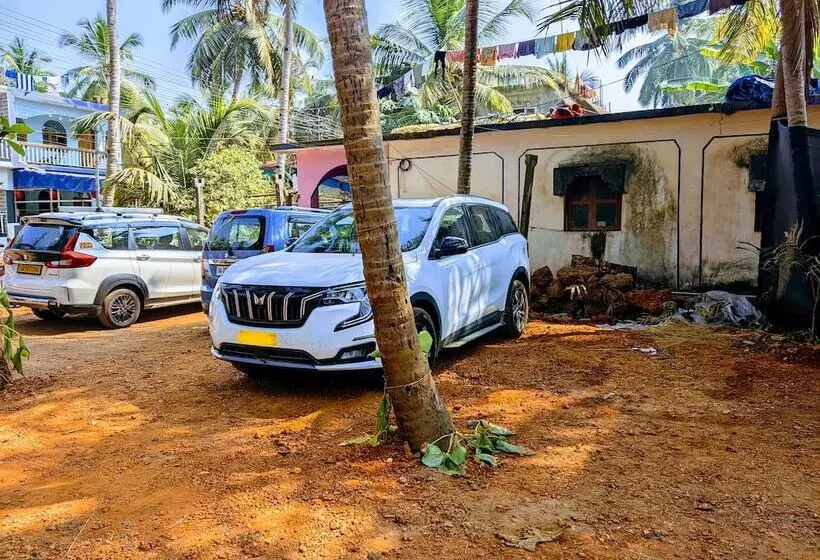 Hotelli A3 Beach Resort