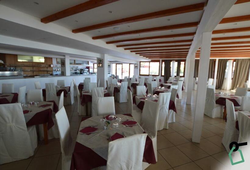 فندق Hotiday Village Letojanni Taormina