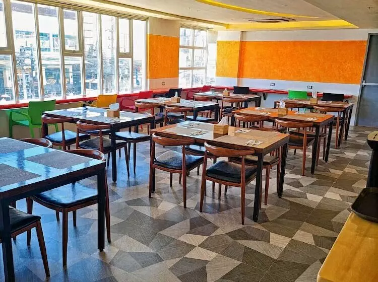 Sempre Premier Inn Mactan Airport