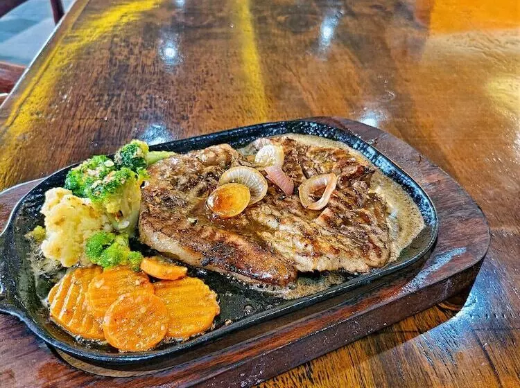 Sempre Premier Inn Mactan Airport