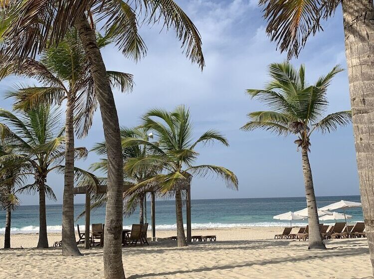 هتل Cana Pearl By The Oxo House