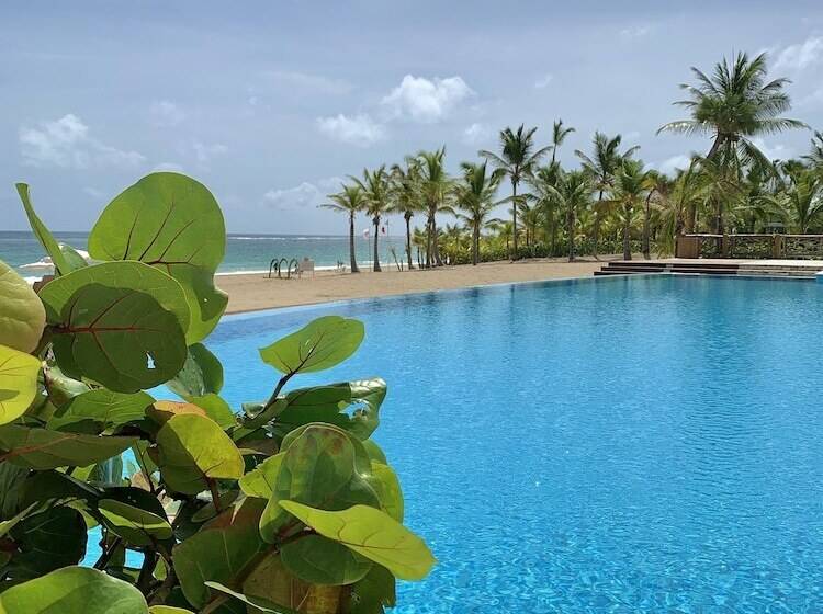 هتل Cana Pearl By The Oxo House