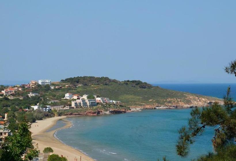 בית מלון כפרי Efta Anemi   Benovias