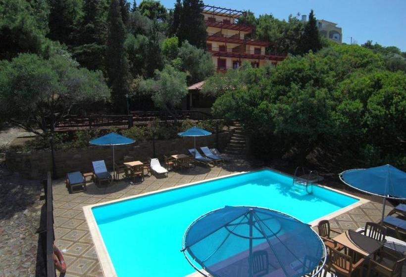 בית מלון כפרי Efta Anemi   Benovias