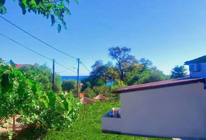 هتل Blue Bay Beach