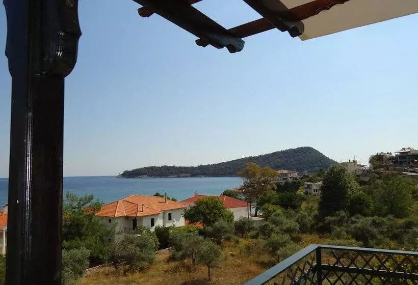 هتل Blue Bay Beach