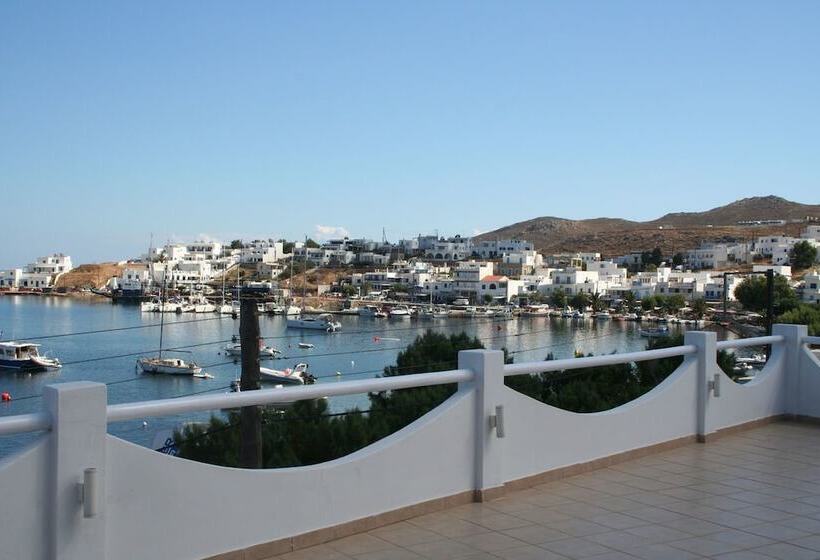 ホテル Chill & Co. Serifos