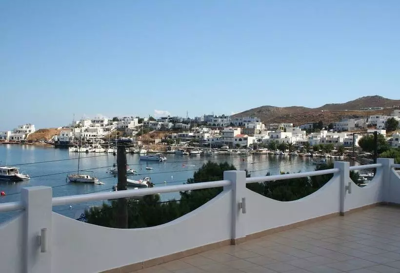 Hotelli Chill & Co. Serifos