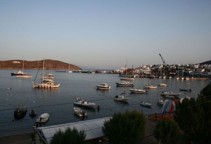 ホテル Chill & Co. Serifos