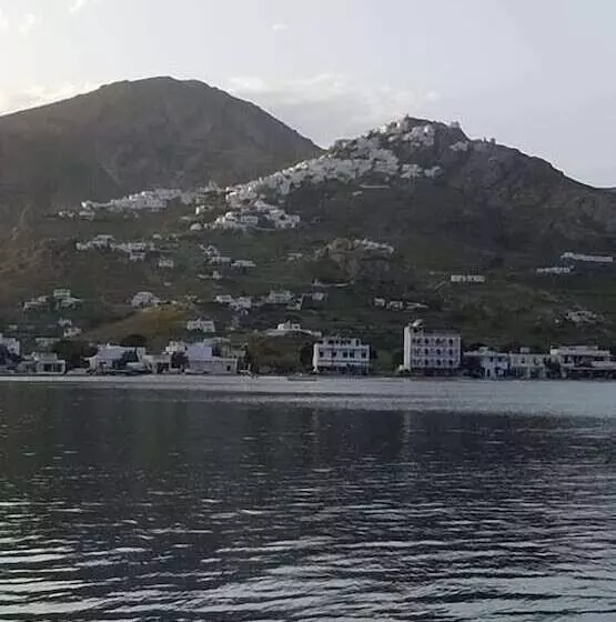 Hotelli Chill & Co. Serifos