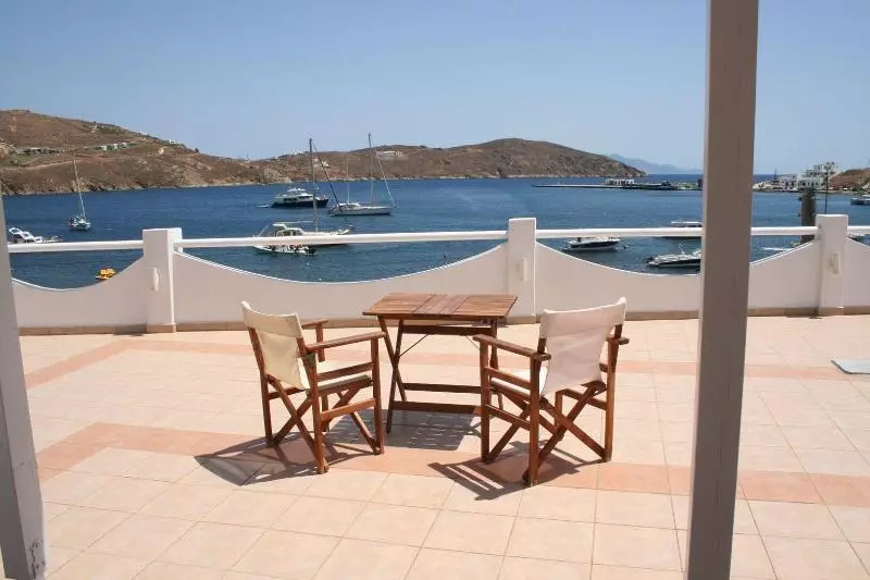 Hotelli Chill & Co. Serifos