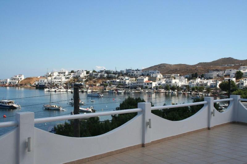 ホテル Chill & Co. Serifos