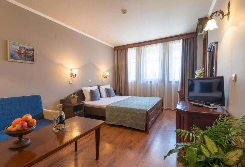 בית מלון כפרי Izvora