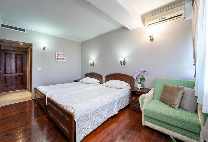 בית מלון כפרי Izvora