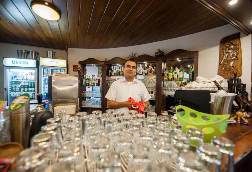 בית מלון כפרי Izvora