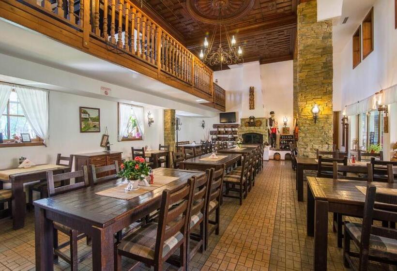 בית מלון כפרי Izvora