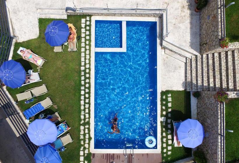 호텔 Mediterraneo Resort