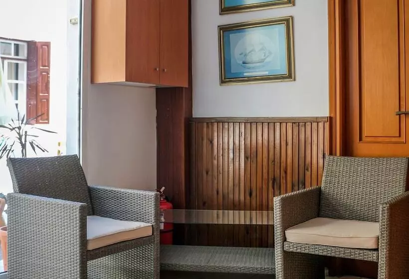 Hôtel Mirtos
