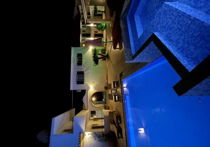 ホテル Oasis Beach Club
