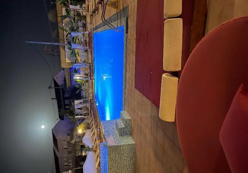 ホテル Oasis Beach Club