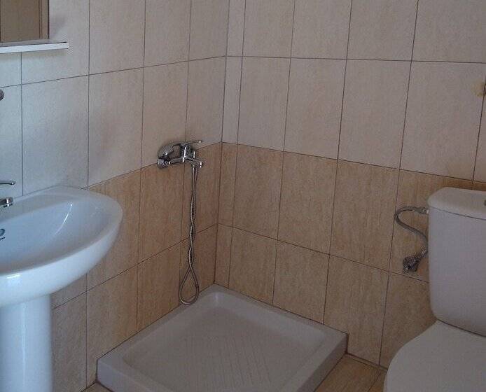 Hotel Polychrono Beach