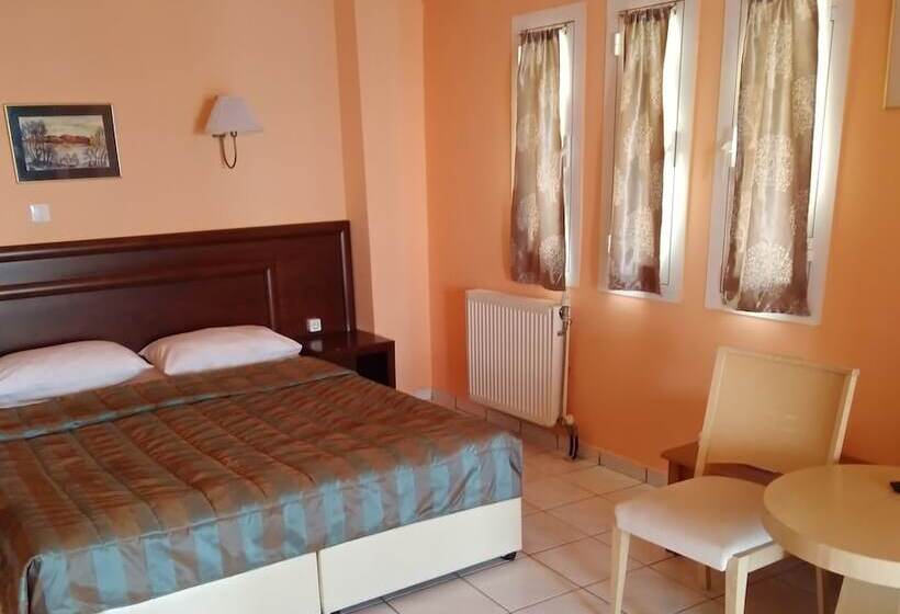 Hotel Polychrono Beach