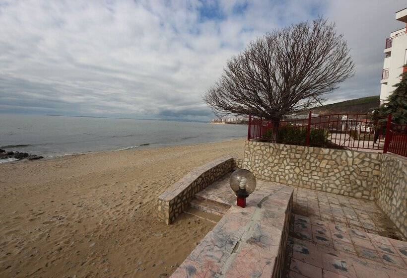 בית מלון כפרי Menada Privilege Fort Beach