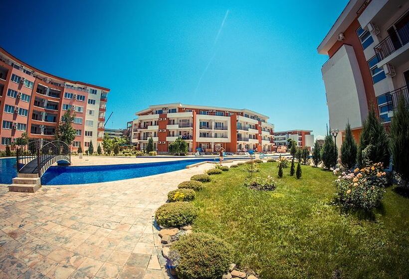 בית מלון כפרי Menada Privilege Fort Beach