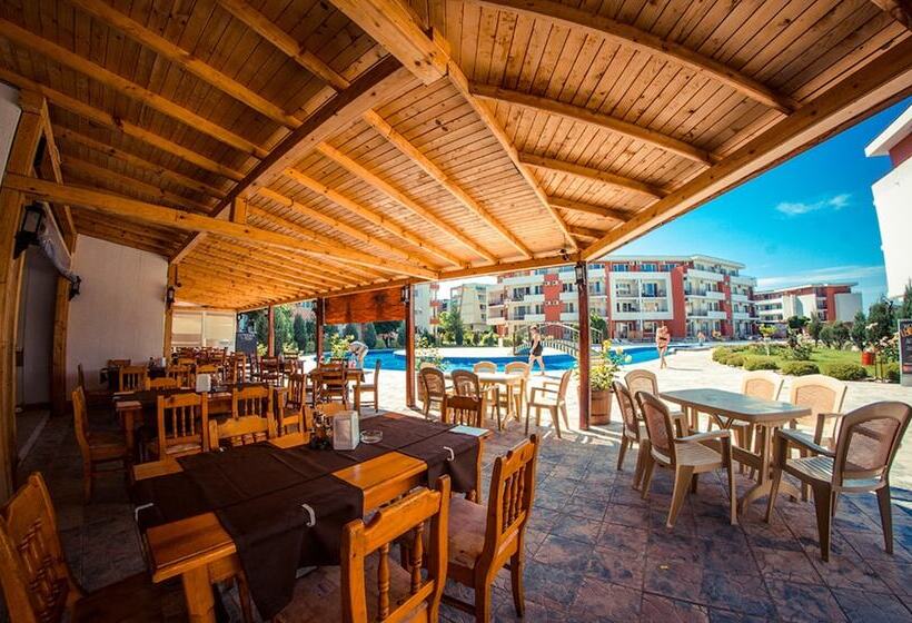 בית מלון כפרי Menada Privilege Fort Beach