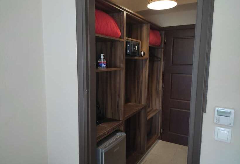 בית מלון כפרי Spartacus House