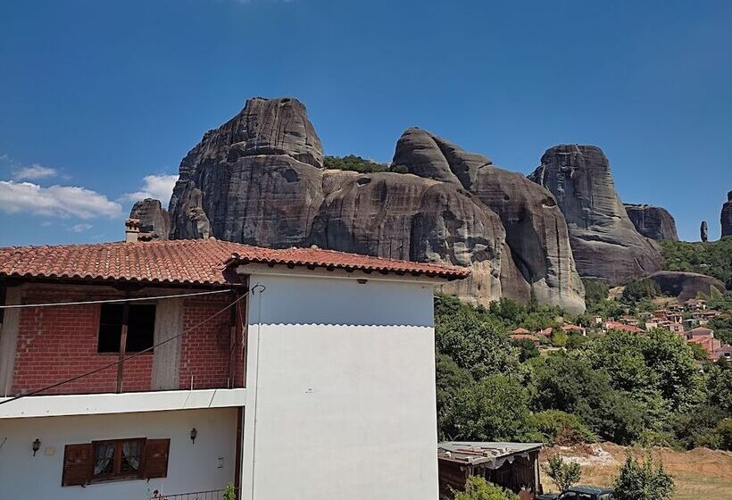 בית מלון כפרי Spartacus House