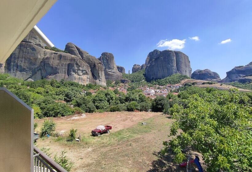 בית מלון כפרי Spartacus House