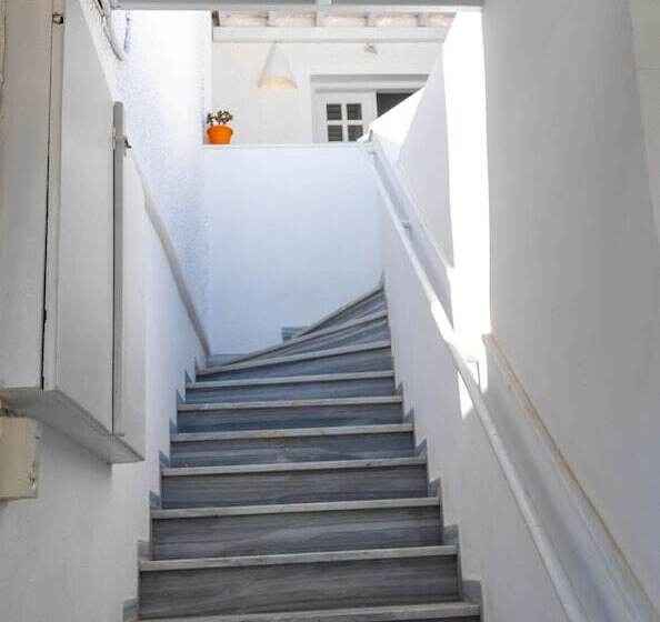 پانسیون Join Us Low Cost Rooms