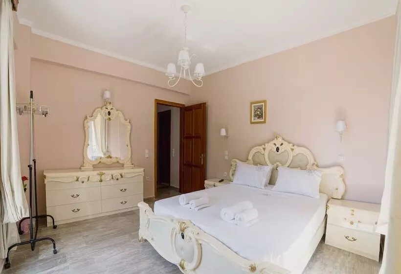 Stellatos House
