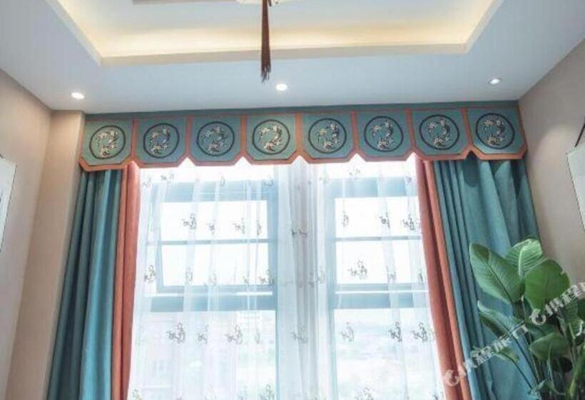 호텔 Super 8 By Wyndham Shifang Urban Rail Transportation College