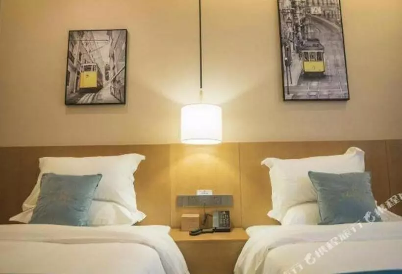 Hotelli Super 8 By Wyndham Shifang Urban Rail Transportation College