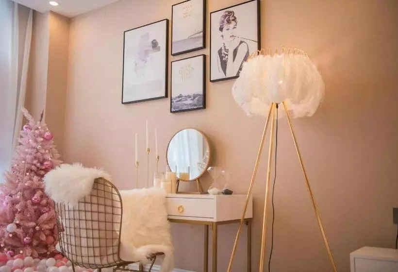 Hotelli Super 8 By Wyndham Shifang Urban Rail Transportation College