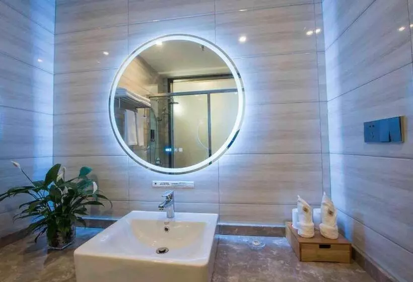 Hotelli Super 8 By Wyndham Shifang Urban Rail Transportation College