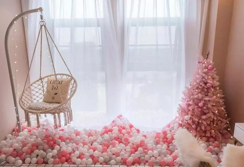 Hotelli Super 8 By Wyndham Shifang Urban Rail Transportation College