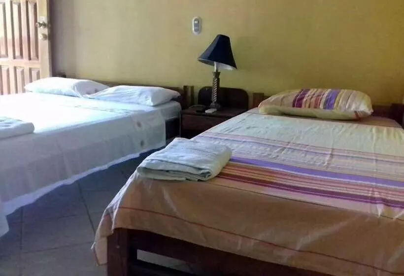 هتل Arenas De Osa