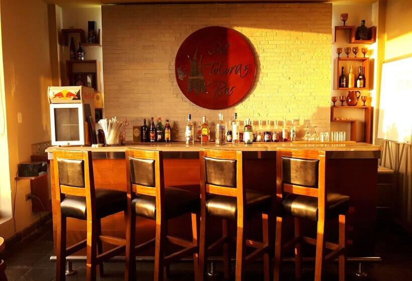 호텔 Caballito De Totora