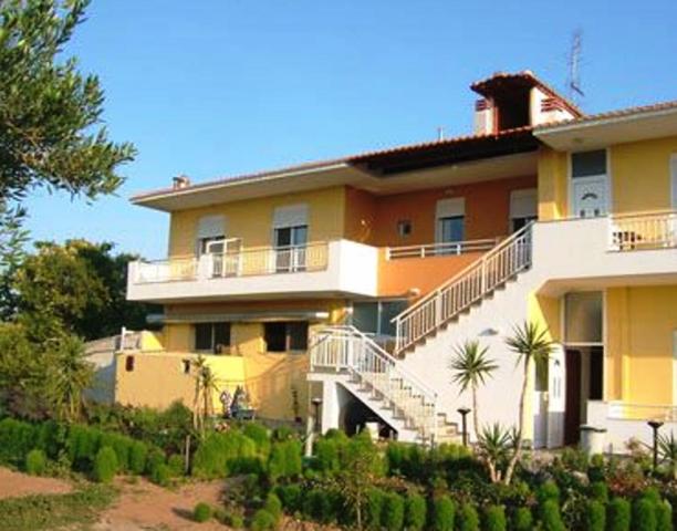 בית מלון כפרי Estelle