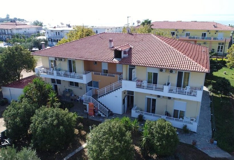 בית מלון כפרי Estelle