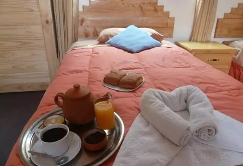 هتل La Casa De Maruja B&b