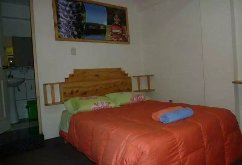 هتل La Casa De Maruja B&b