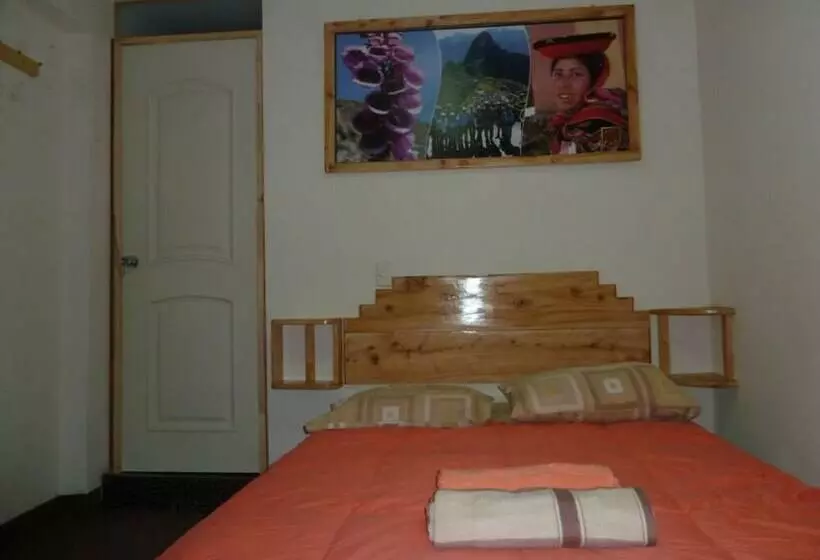 هتل La Casa De Maruja B&b