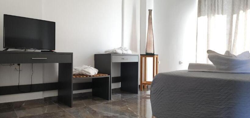 호텔 Odos Oneiron Tavronitis Bay